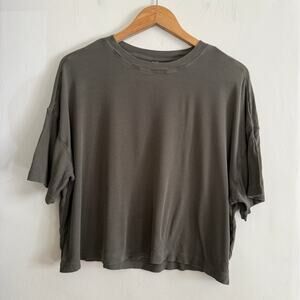 Vuori Ribbed Oversized Energy Tee In Dark Green \ Small